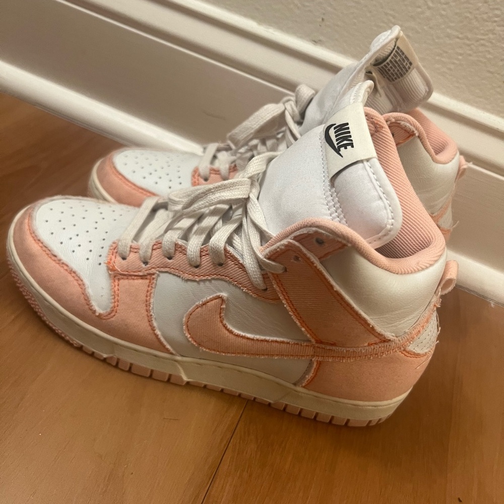 Nike dunk shoes